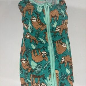 12-18 mo/ Little Sleepies / Zippy / sleepy sloths! Great condition!